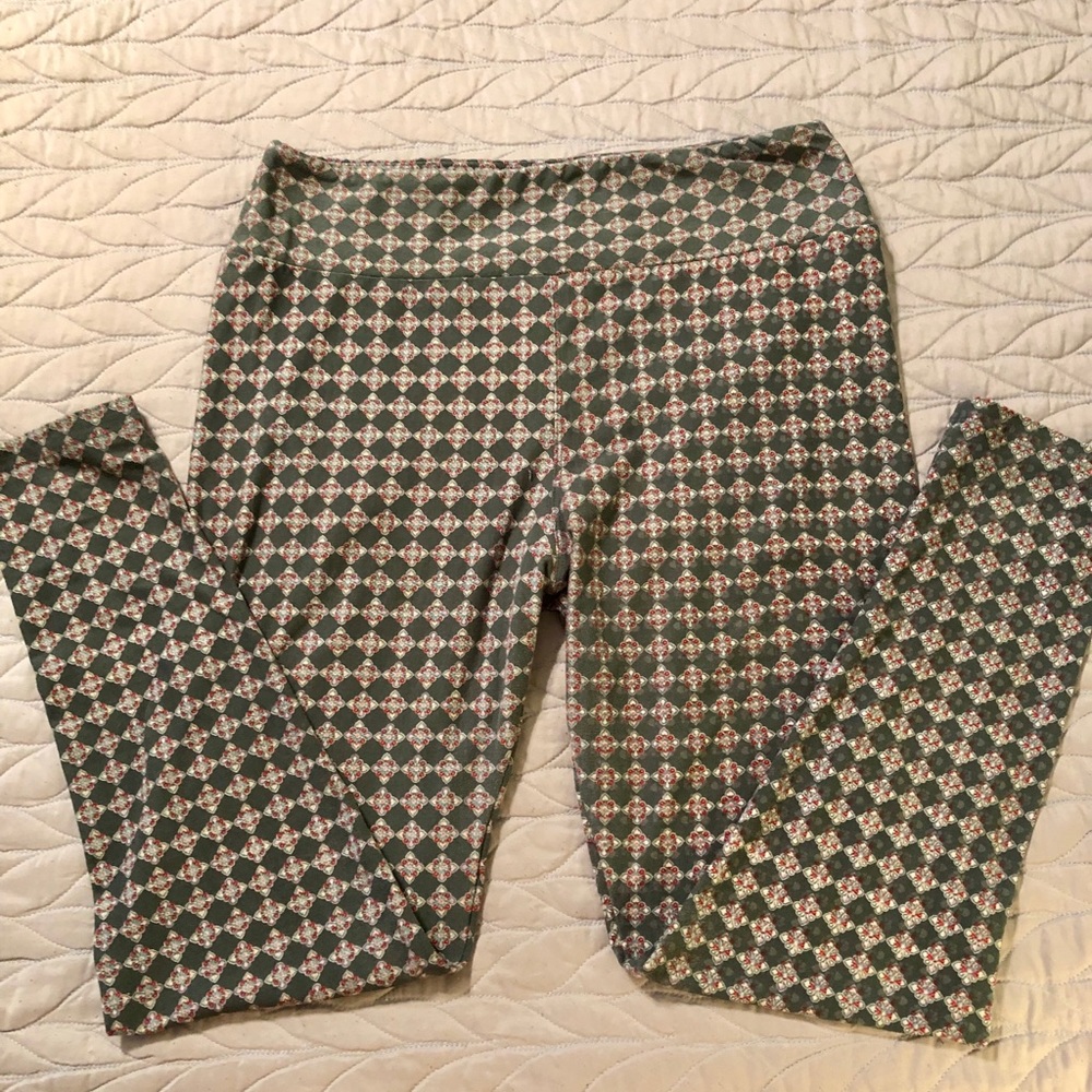 Lularoe tall and curvy leggings